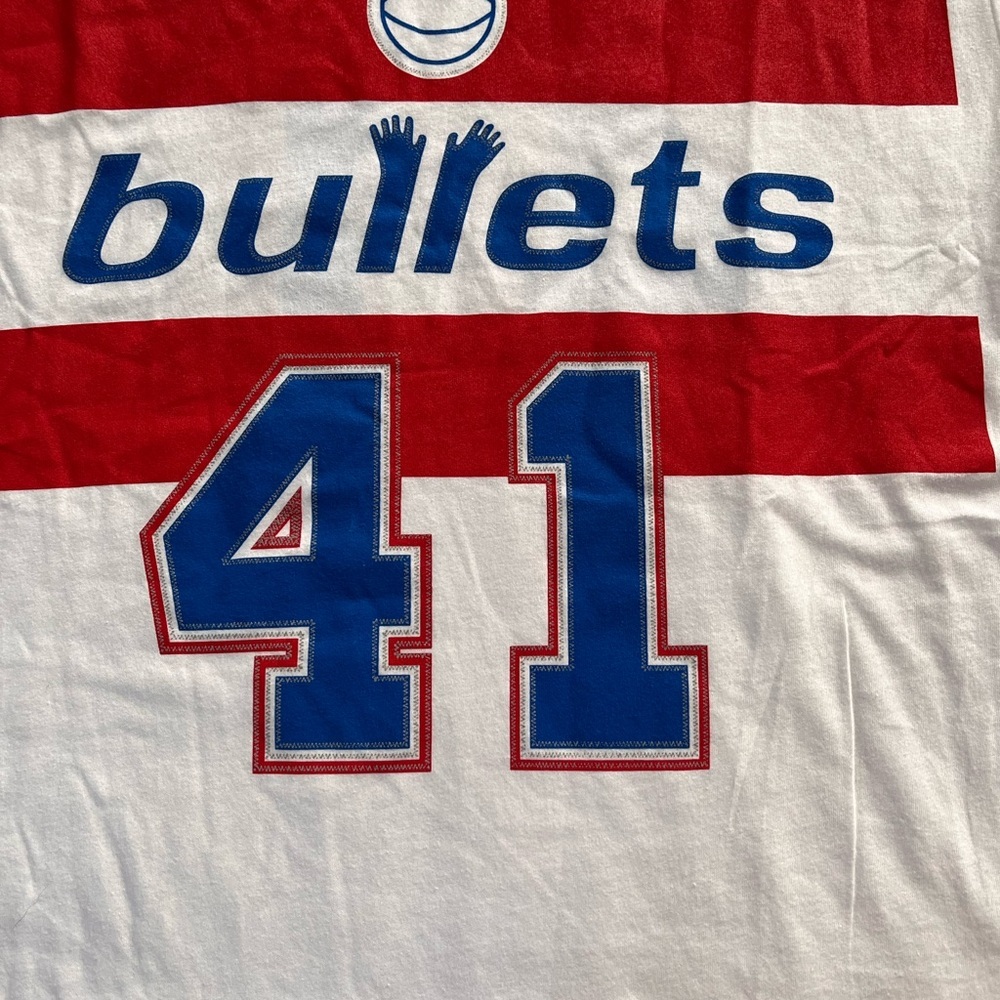 Mitchell & Ness Bullets t-shirt size small NWT - Picture 5 of 5